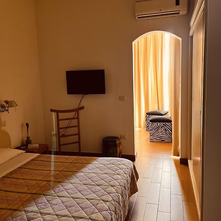 B&B Ebo' Olbia Dış mekan fotoğraf