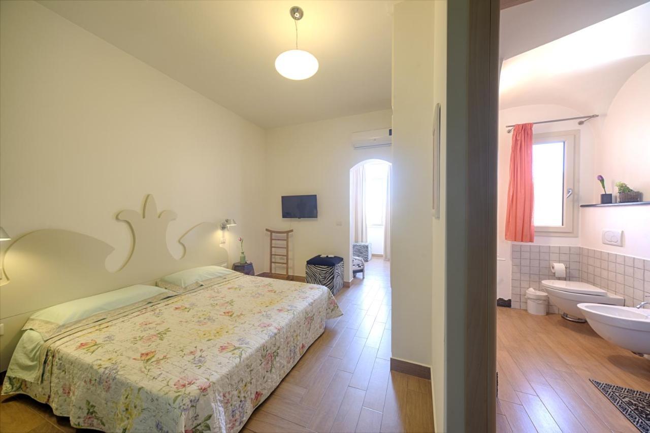 B&B Ebo' Olbia Dış mekan fotoğraf